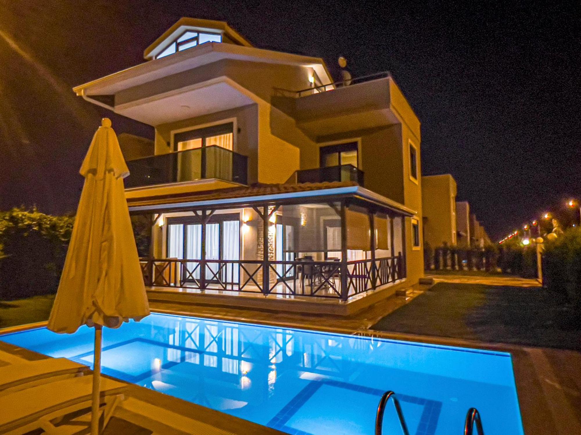 Paradise Town Villa Belhamra 贝莱克 外观 照片