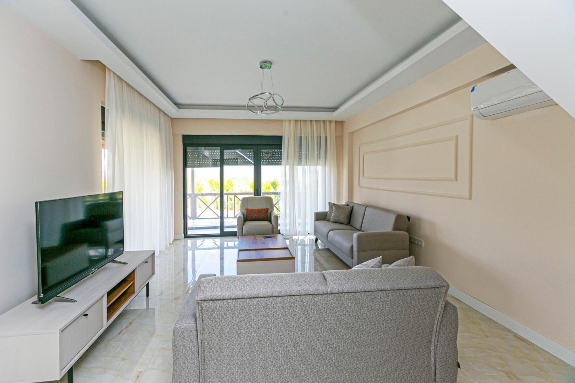 Paradise Town Villa Belhamra 贝莱克 外观 照片
