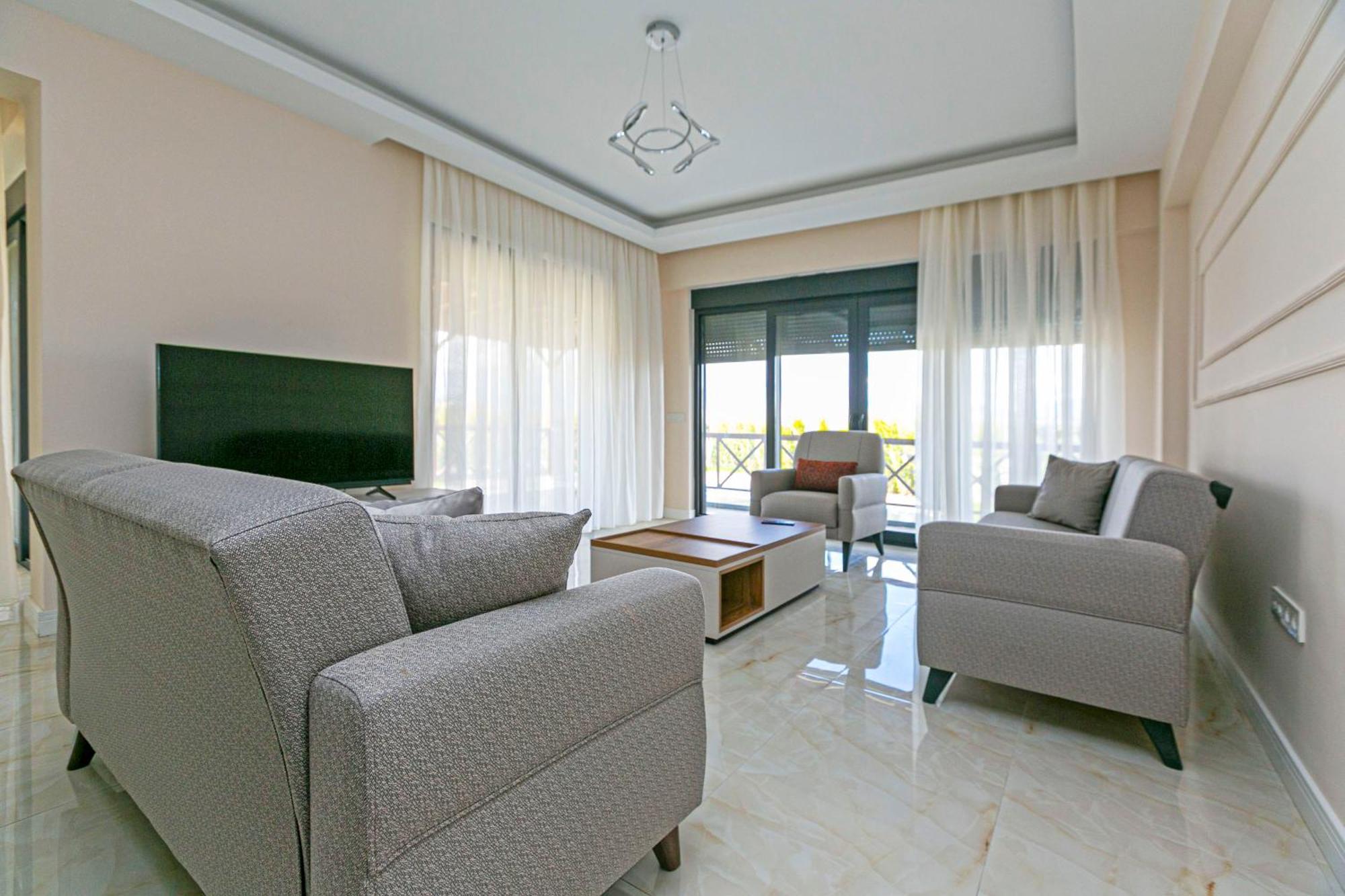 Paradise Town Villa Belhamra 贝莱克 外观 照片