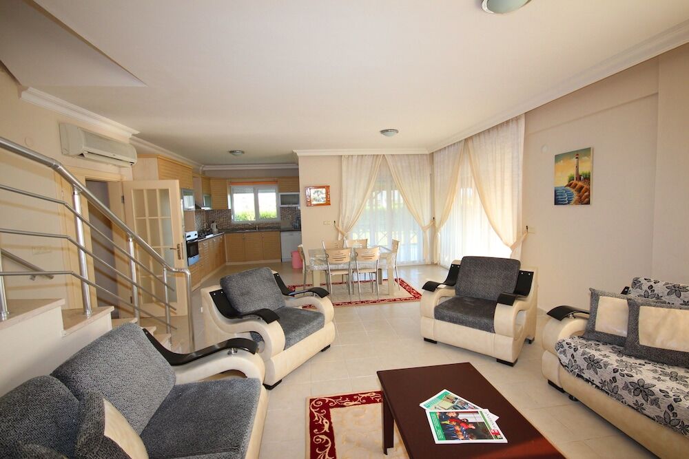 Paradise Town Villa Belhamra 贝莱克 外观 照片