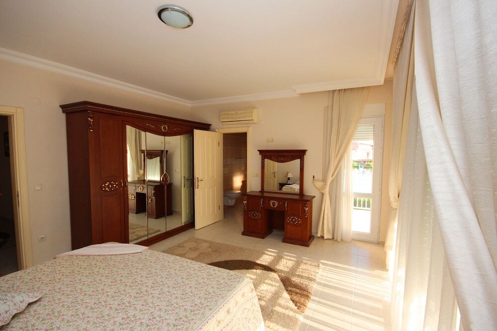 Paradise Town Villa Belhamra 贝莱克 外观 照片
